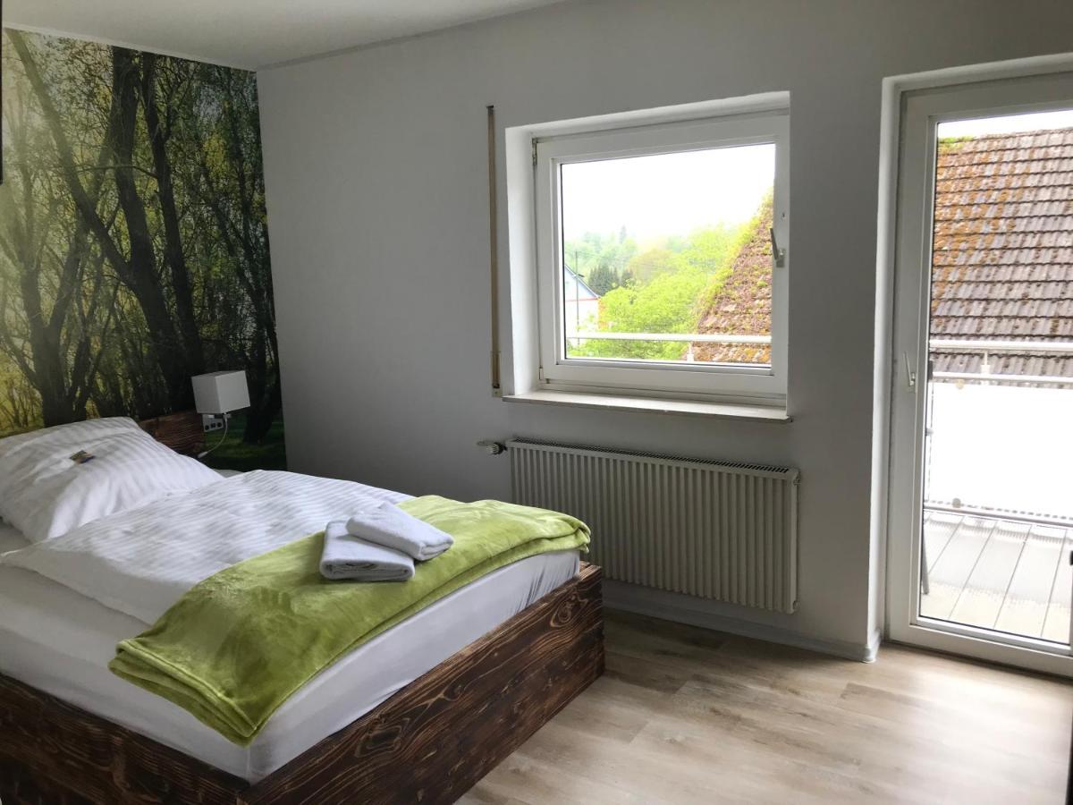 Landgasthof Zum Dorfkrug Schoneberg  Eksteriør billede